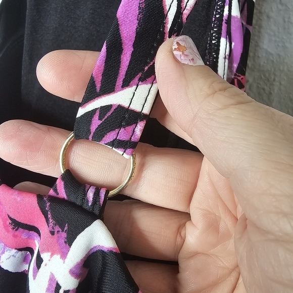 Fit‎ 4 U ur HIPS Hi-Neck Tiered Romper Swimsuit 18W Black Pink Shorts - Picture 7 of 11